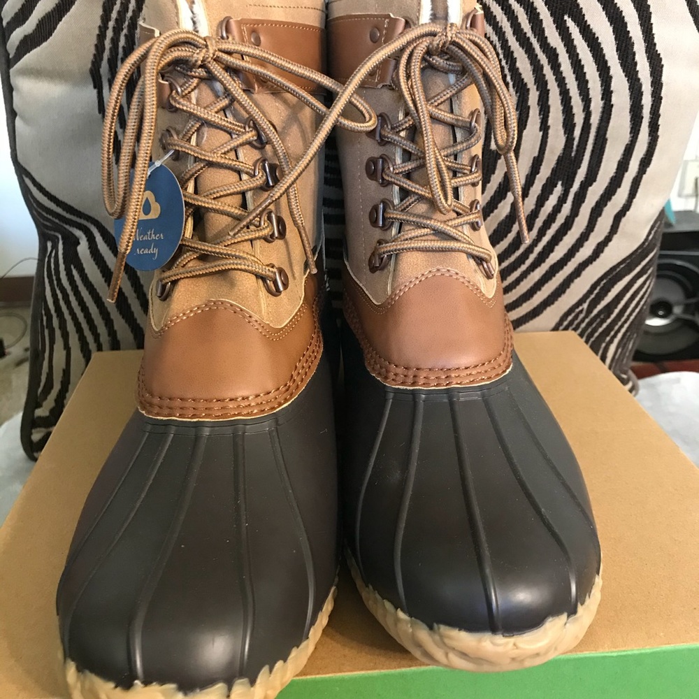 Jambu brand waterproof Duck style boots.
